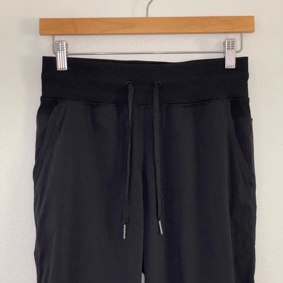 Lululemon Dance Studio Crop II 20” Unlined Lightweight Performance Pant Black 4 - Picture 7 of 16
